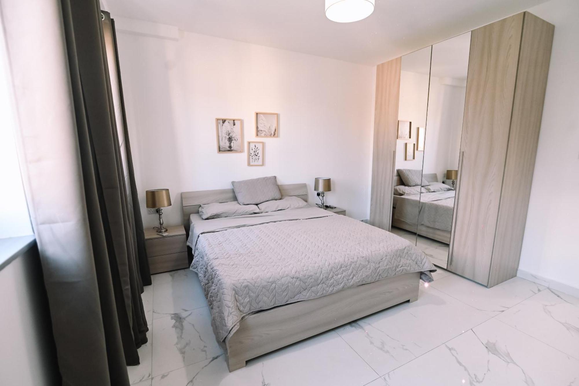 Bright 2 Bedroom Flat In Sliema! Exterior foto