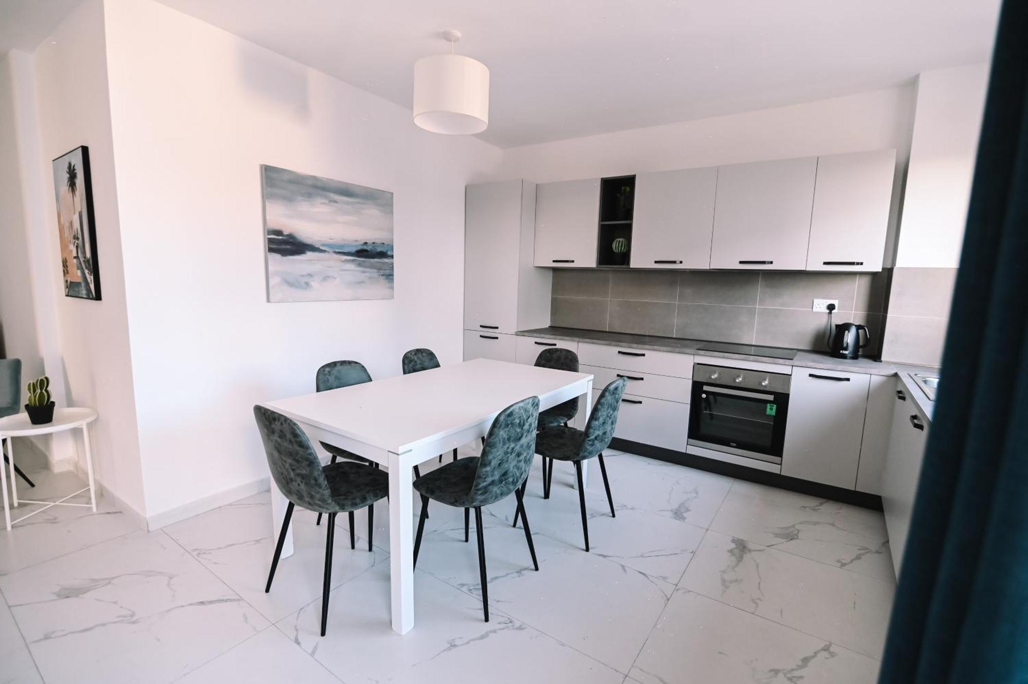 Bright 2 Bedroom Flat In Sliema! Exterior foto